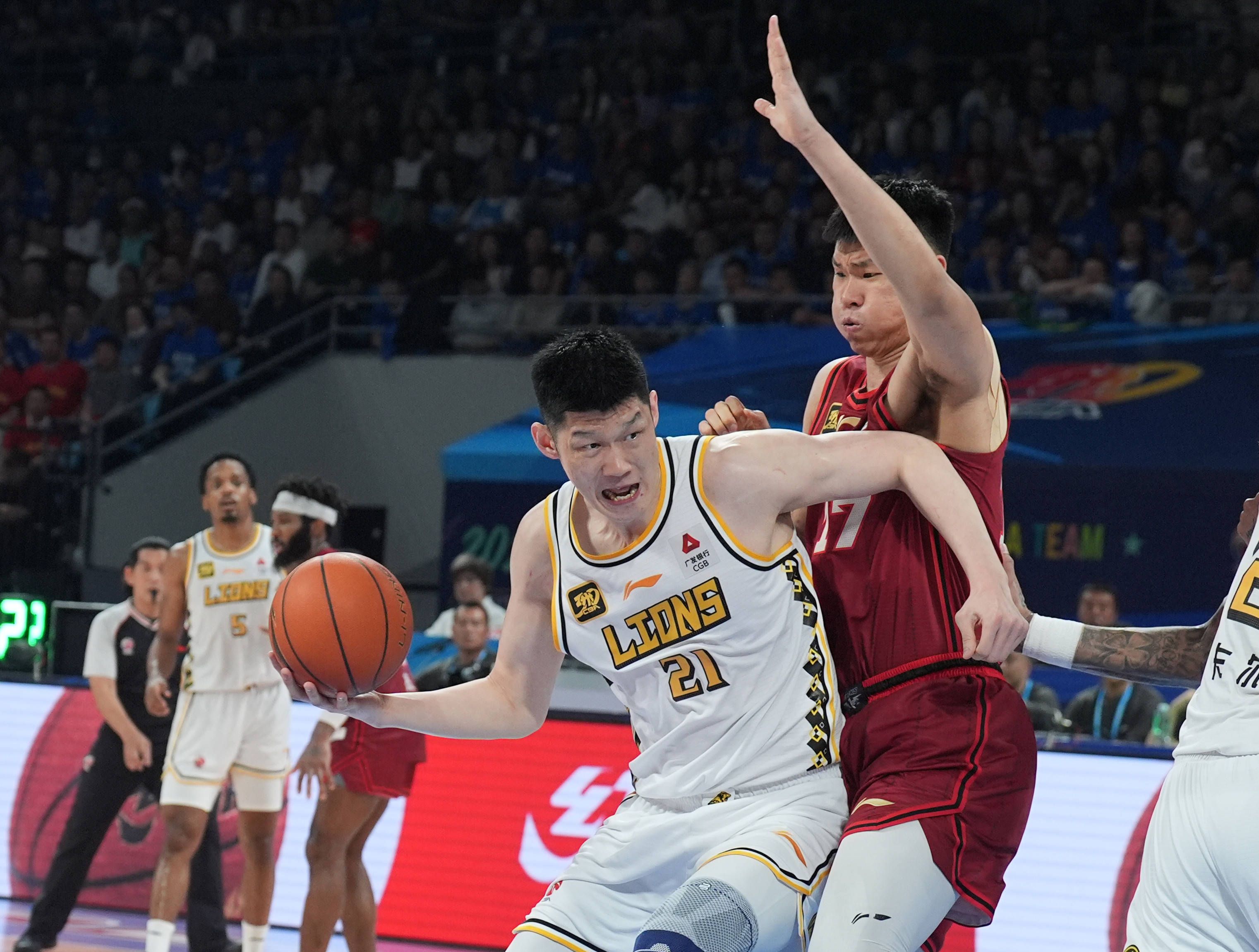 九游旧版大全包含北京国安迎NBA季后赛关键赛，冲刺阶段远射贴柱，引发热议，临场指挥获称赞的词条